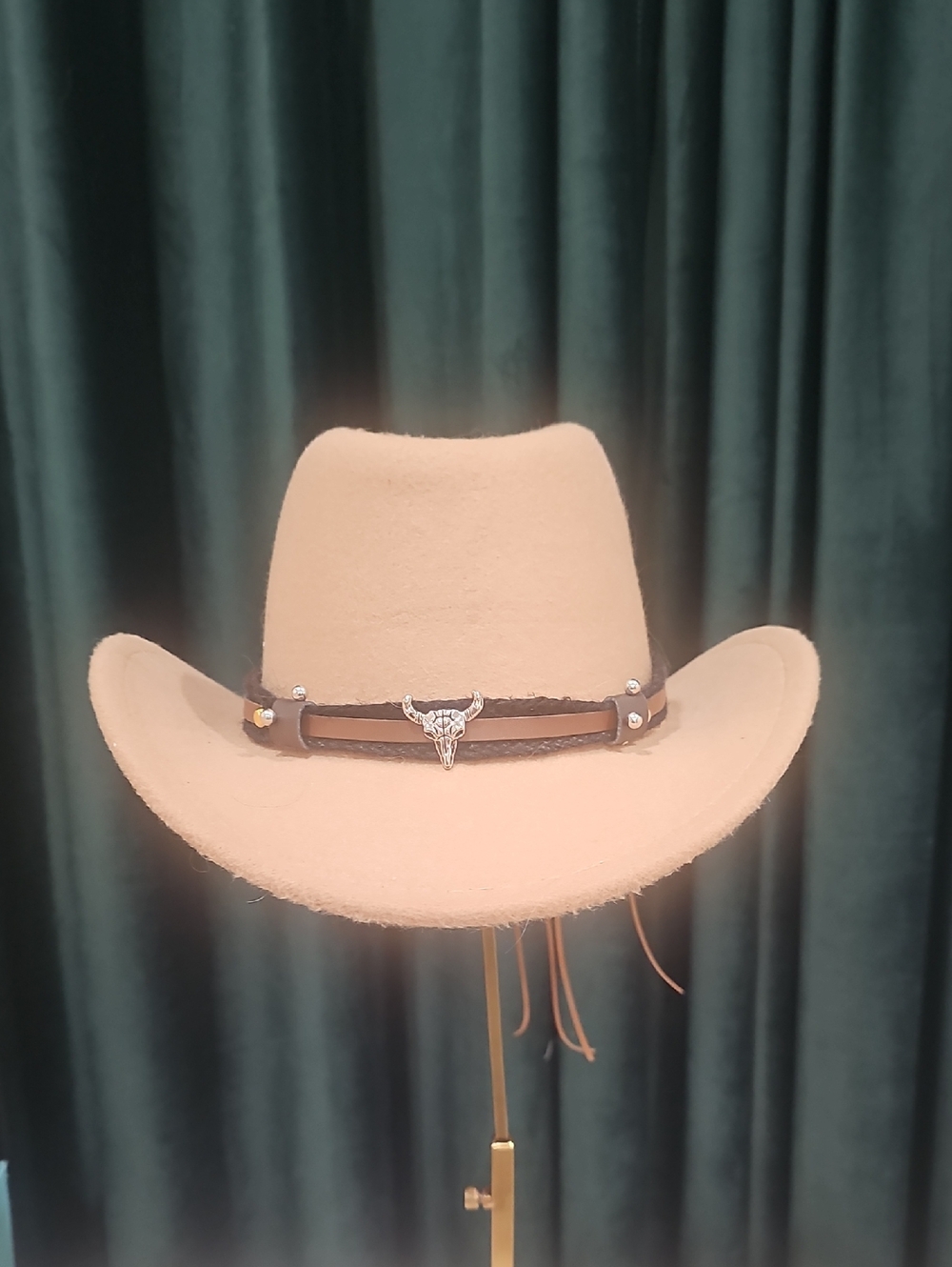Tan Felt Western Cowboy Hat with Decorative Bull Concho